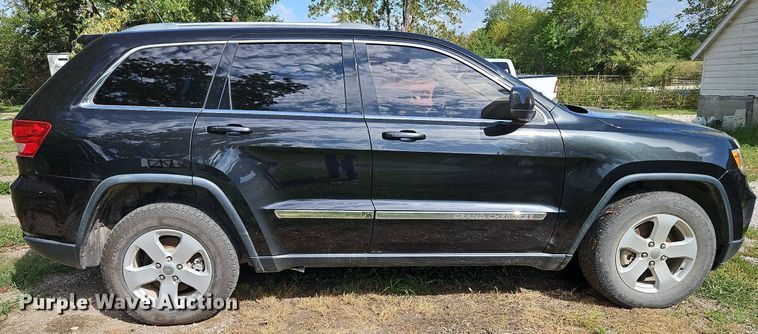 image for item DP2450 2012 Jeep Grand Cherokee Laredo  SUV