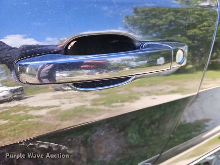 image for item DP2450 2012 Jeep Grand Cherokee Laredo  SUV