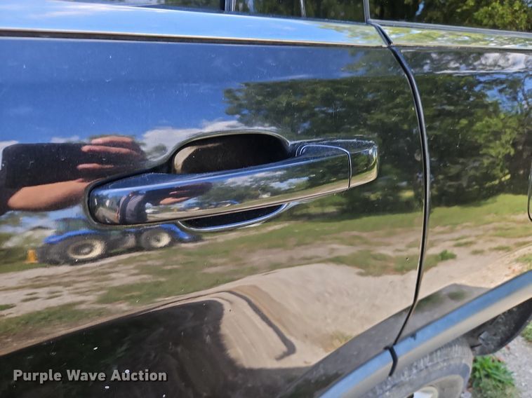 image for item DP2450 2012 Jeep Grand Cherokee Laredo  SUV