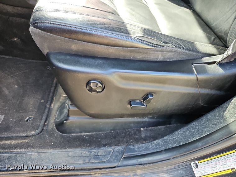 image for item DP2450 2012 Jeep Grand Cherokee Laredo  SUV