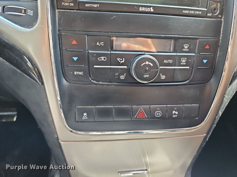 image for item DP2450 2012 Jeep Grand Cherokee Laredo  SUV