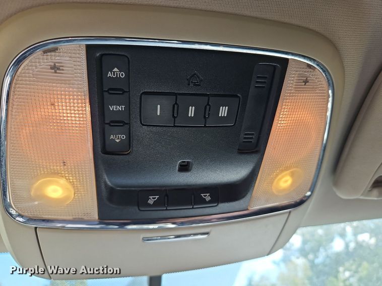 image for item DP2450 2012 Jeep Grand Cherokee Laredo  SUV