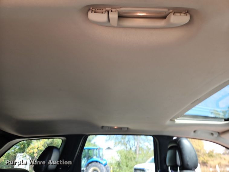 image for item DP2450 2012 Jeep Grand Cherokee Laredo  SUV