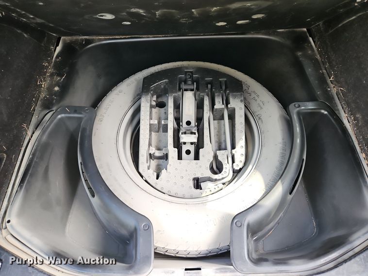 image for item DP2450 2012 Jeep Grand Cherokee Laredo  SUV