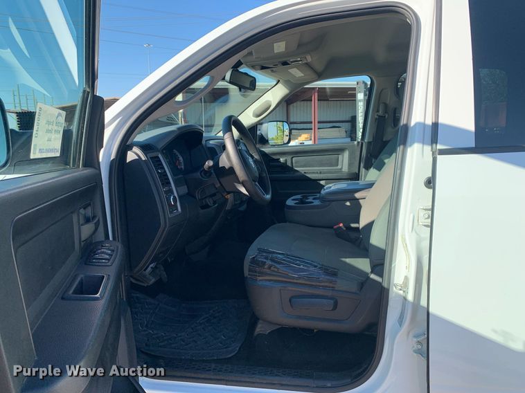 image for item DP8668 2015 Dodge Ram 2500HD  Crew Cab pickup truck