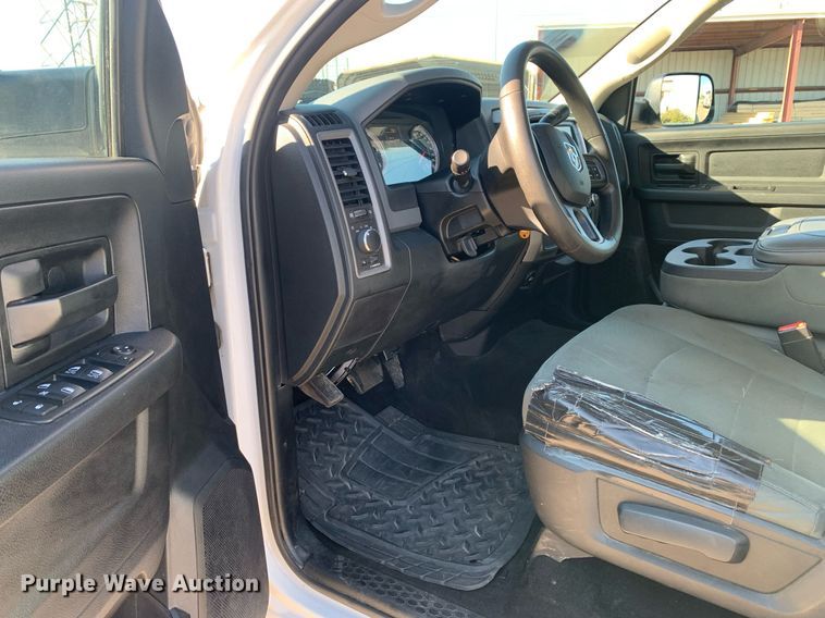 image for item DP8668 2015 Dodge Ram 2500HD  Crew Cab pickup truck