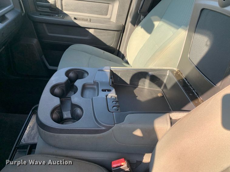 image for item DP8668 2015 Dodge Ram 2500HD  Crew Cab pickup truck