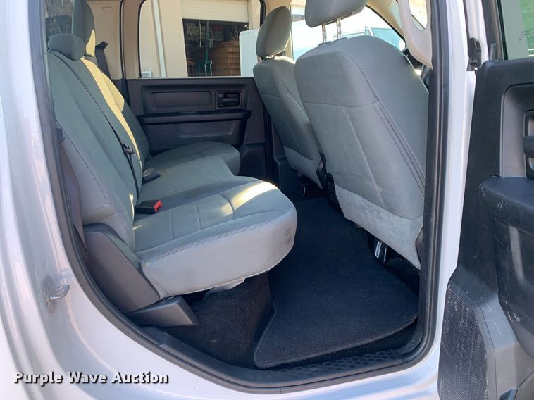 image for item DP8668 2015 Dodge Ram 2500HD  Crew Cab pickup truck