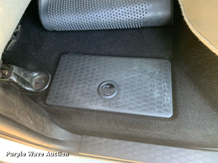 image for item DP8668 2015 Dodge Ram 2500HD  Crew Cab pickup truck