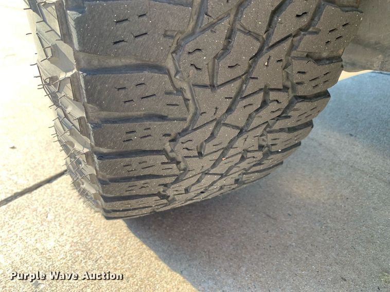 image for item DP8668 2015 Dodge Ram 2500HD  Crew Cab pickup truck