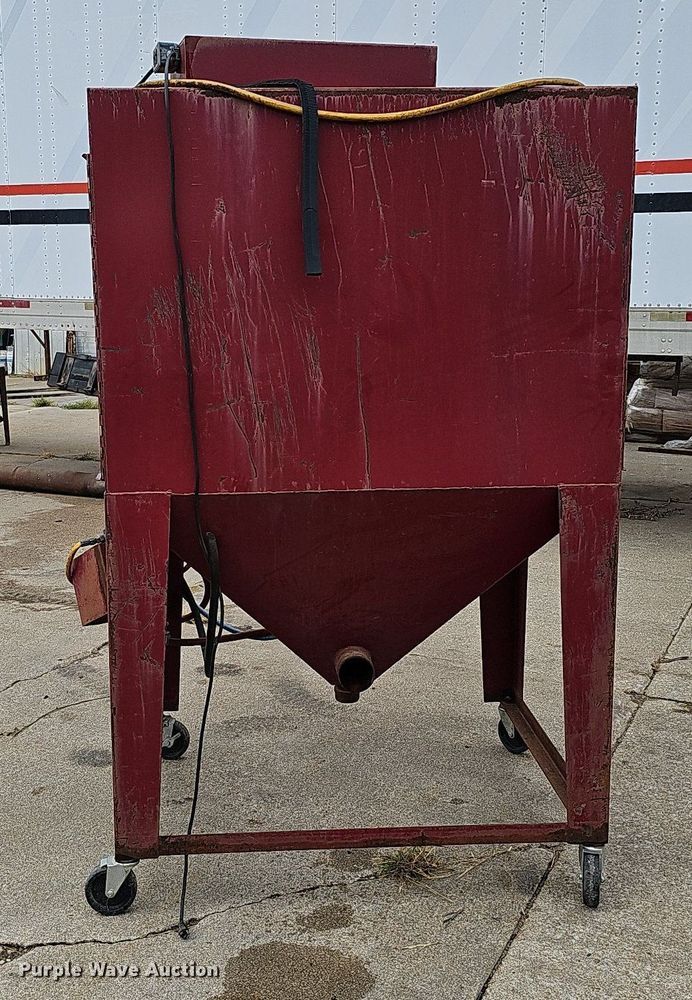 image for item DQ0222 Tools