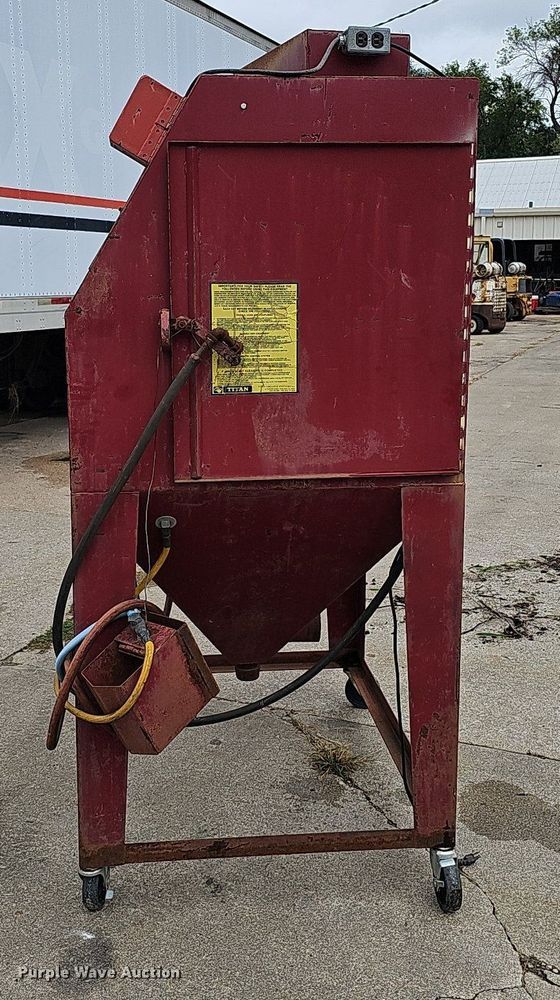 image for item DQ0222 Tools