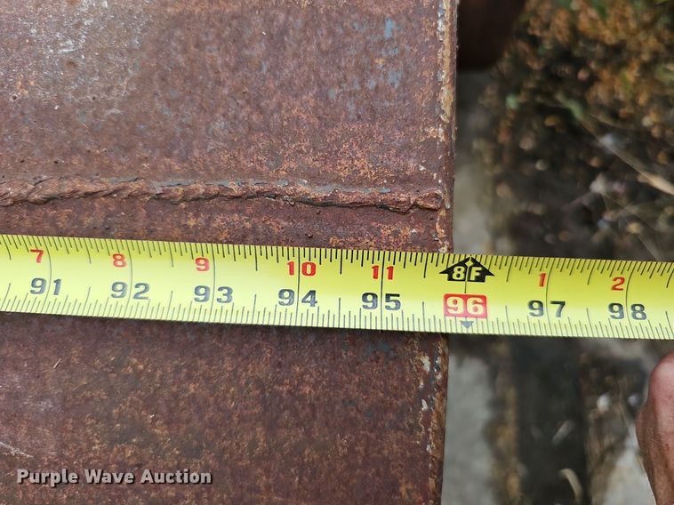 image for item DQ0225 Approximately 15 fuel tanks