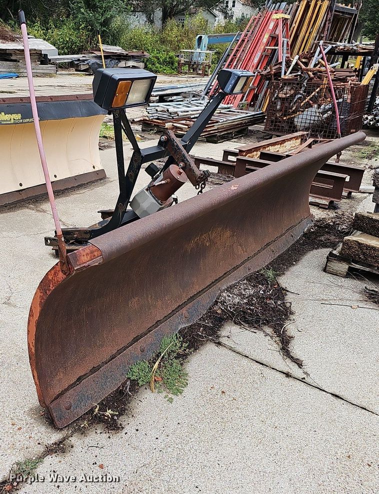 image for item DQ0233 (2) snow plows