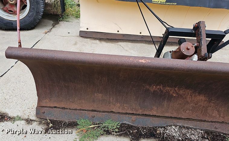 image for item DQ0233 (2) snow plows