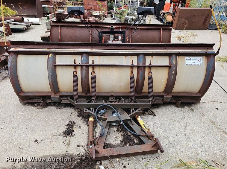 image for item DQ0233 (2) snow plows