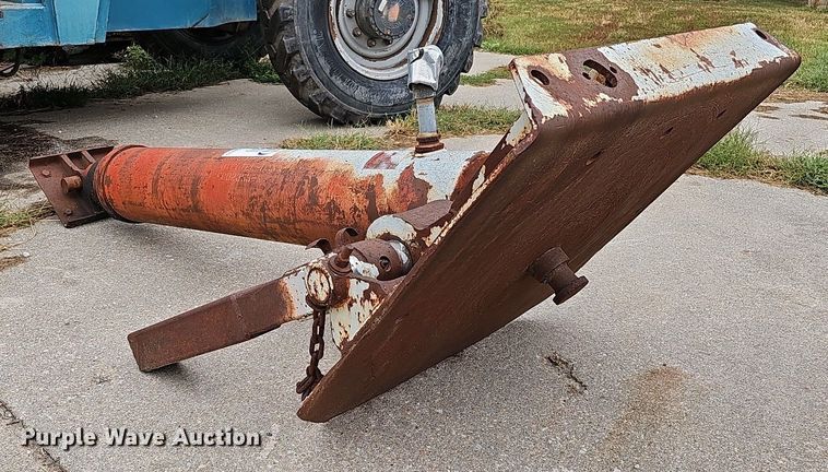 image for item DQ0235 Fifth wheel hoist