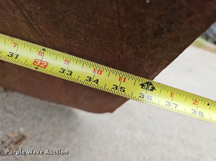 image for item DQ0235 Fifth wheel hoist