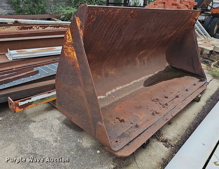 image for item DQ0236 95"W bucket