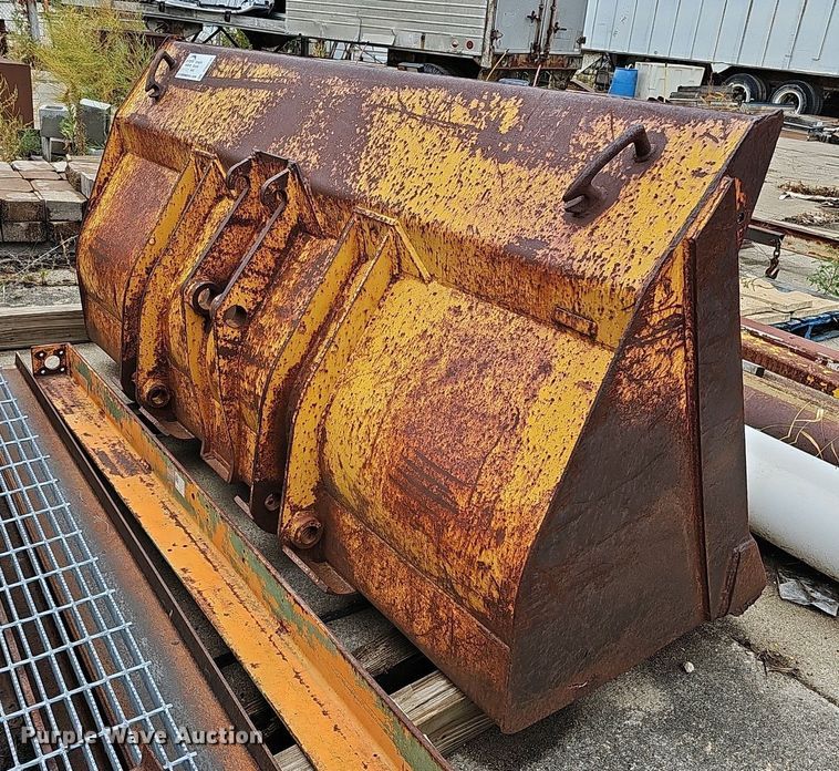 image for item DQ0236 95"W bucket