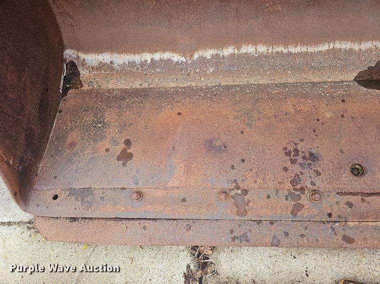 image for item DQ0236 95"W bucket