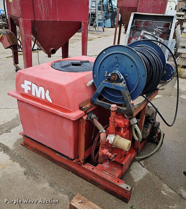 image for item DQ0240 FMC Bean DM05E100FRB  sprayer