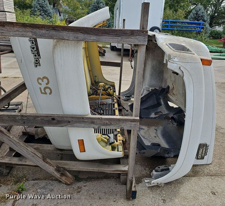 image for item DQ0241 (2) GMC hoods