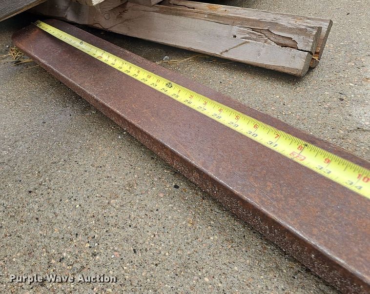 image for item DQ0242 V.W.S. Mfg. Inc. CF2060  58"L forks