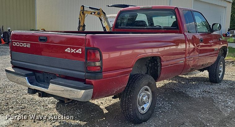 image for item DQ0327 1998 Dodge Ram 2500  Quad Cab pickup truck
