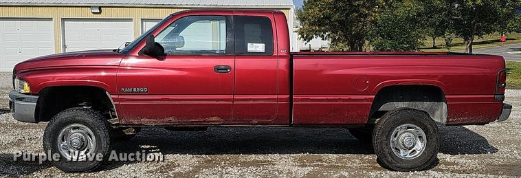 image for item DQ0327 1998 Dodge Ram 2500  Quad Cab pickup truck