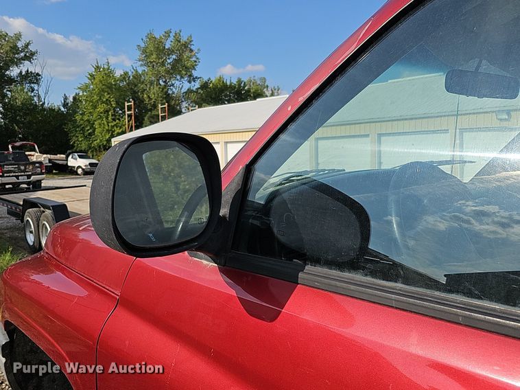 image for item DQ0327 1998 Dodge Ram 2500  Quad Cab pickup truck