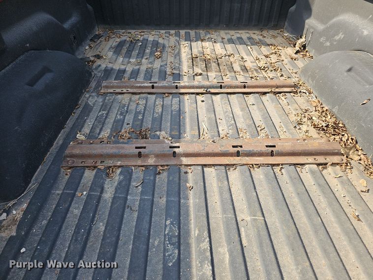 image for item DQ0327 1998 Dodge Ram 2500  Quad Cab pickup truck