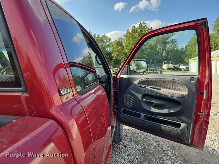 image for item DQ0327 1998 Dodge Ram 2500  Quad Cab pickup truck
