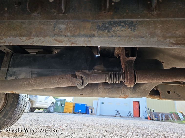 image for item DQ0327 1998 Dodge Ram 2500  Quad Cab pickup truck