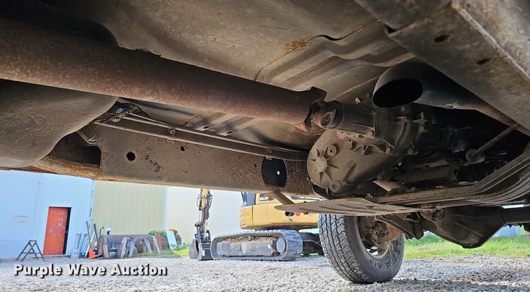 image for item DQ0327 1998 Dodge Ram 2500  Quad Cab pickup truck