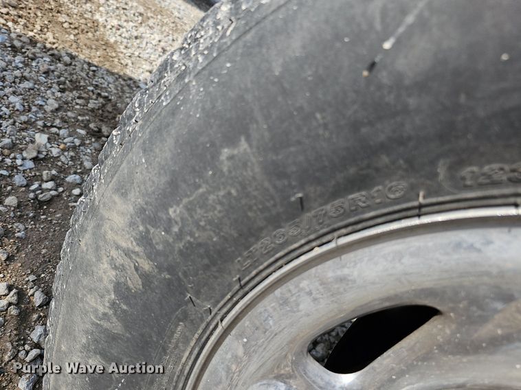 image for item DQ0327 1998 Dodge Ram 2500  Quad Cab pickup truck