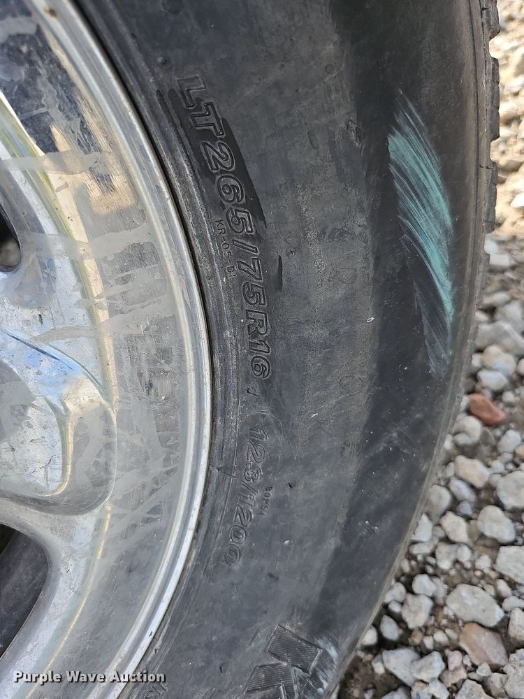 image for item DQ0327 1998 Dodge Ram 2500  Quad Cab pickup truck