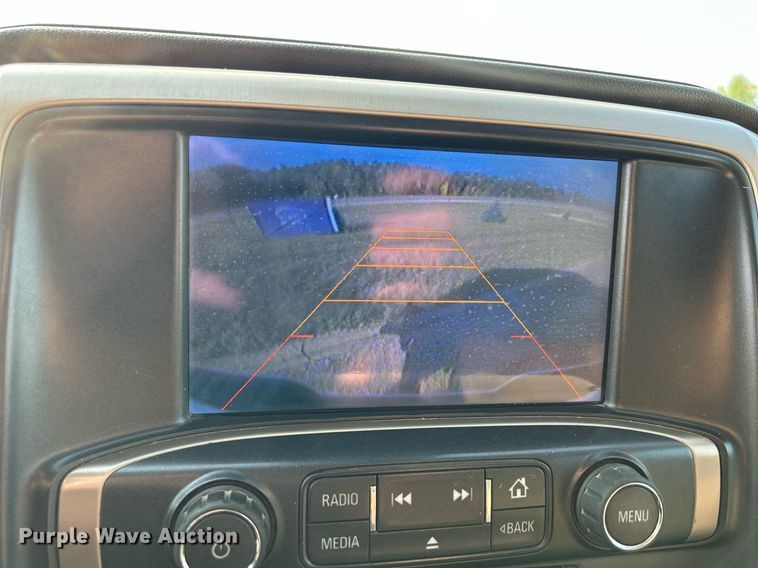 image for item DQ0943 2015 GMC Sierra 2500 Denali  Crew Cab pickup truck