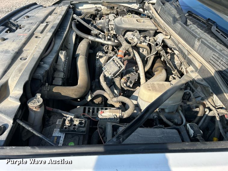 image for item DQ0943 2015 GMC Sierra 2500 Denali  Crew Cab pickup truck