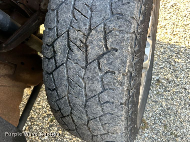 image for item DQ0943 2015 GMC Sierra 2500 Denali  Crew Cab pickup truck