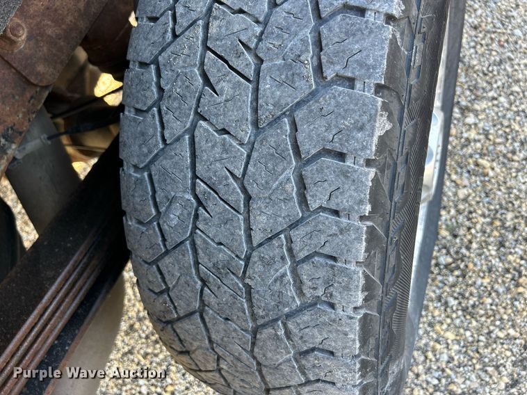 image for item DQ0943 2015 GMC Sierra 2500 Denali  Crew Cab pickup truck