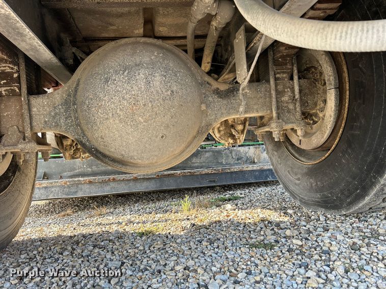 image for item DQ0944 2004 Sterling SC-8000  street sweeper truck