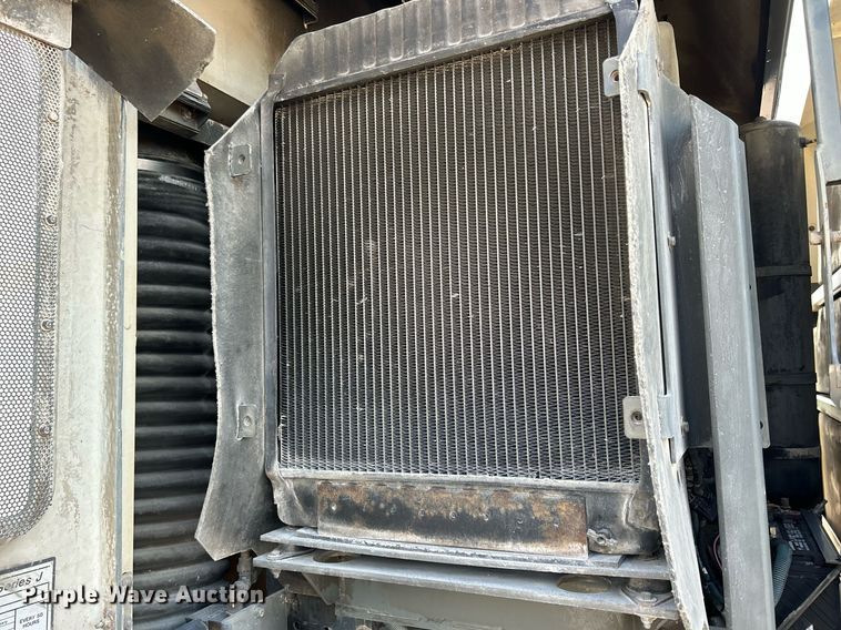 image for item DQ0944 2004 Sterling SC-8000  street sweeper truck