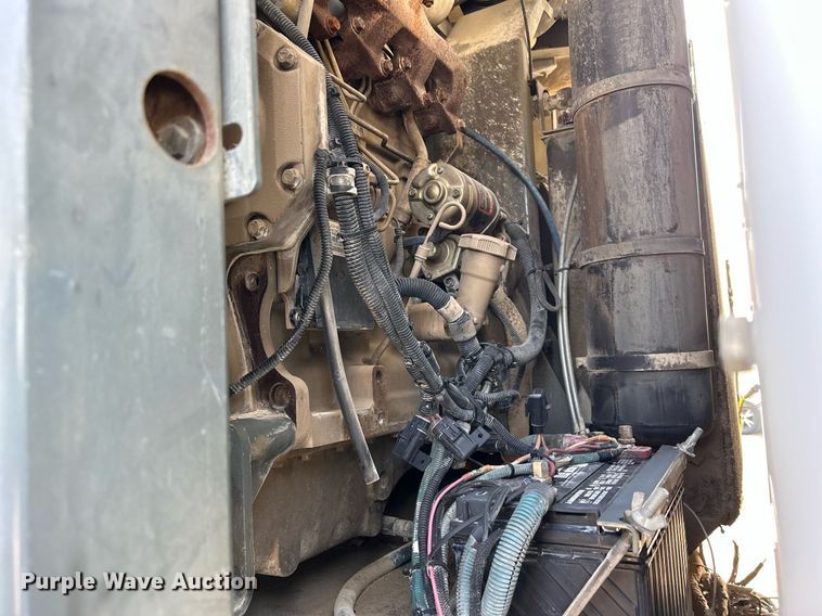 image for item DQ0944 2004 Sterling SC-8000  street sweeper truck