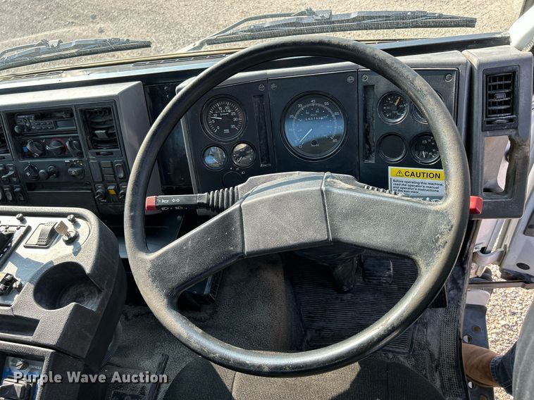 image for item DQ0944 2004 Sterling SC-8000  street sweeper truck