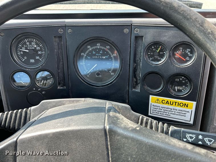 image for item DQ0944 2004 Sterling SC-8000  street sweeper truck