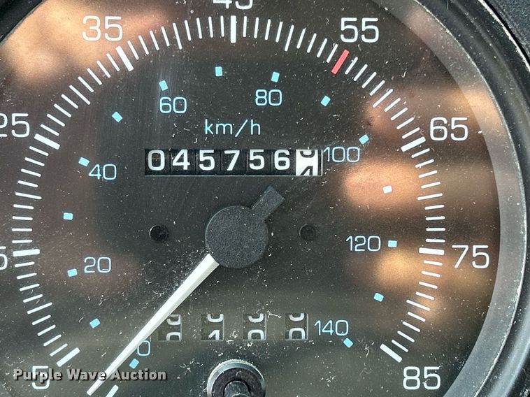 image for item DQ0944 2004 Sterling SC-8000  street sweeper truck