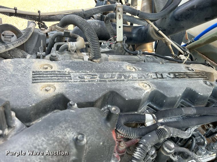 image for item DQ0944 2004 Sterling SC-8000  street sweeper truck