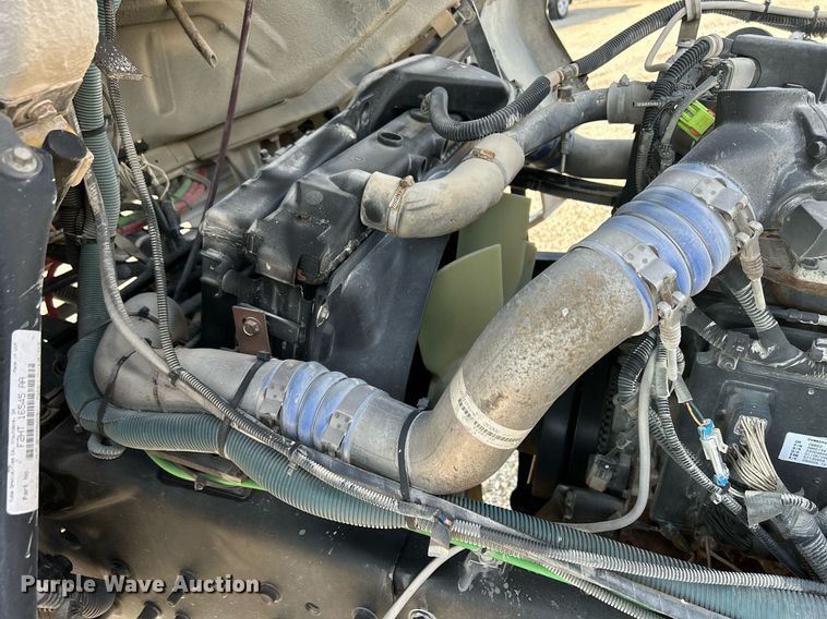 image for item DQ0944 2004 Sterling SC-8000  street sweeper truck