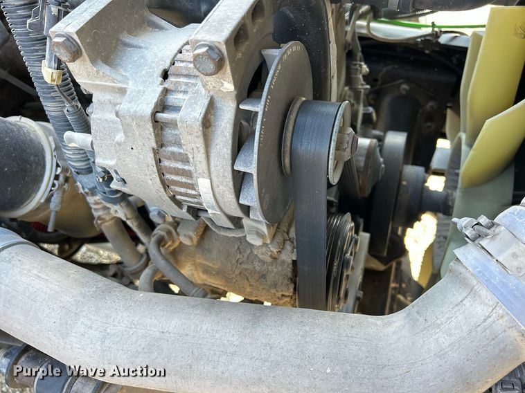 image for item DQ0944 2004 Sterling SC-8000  street sweeper truck